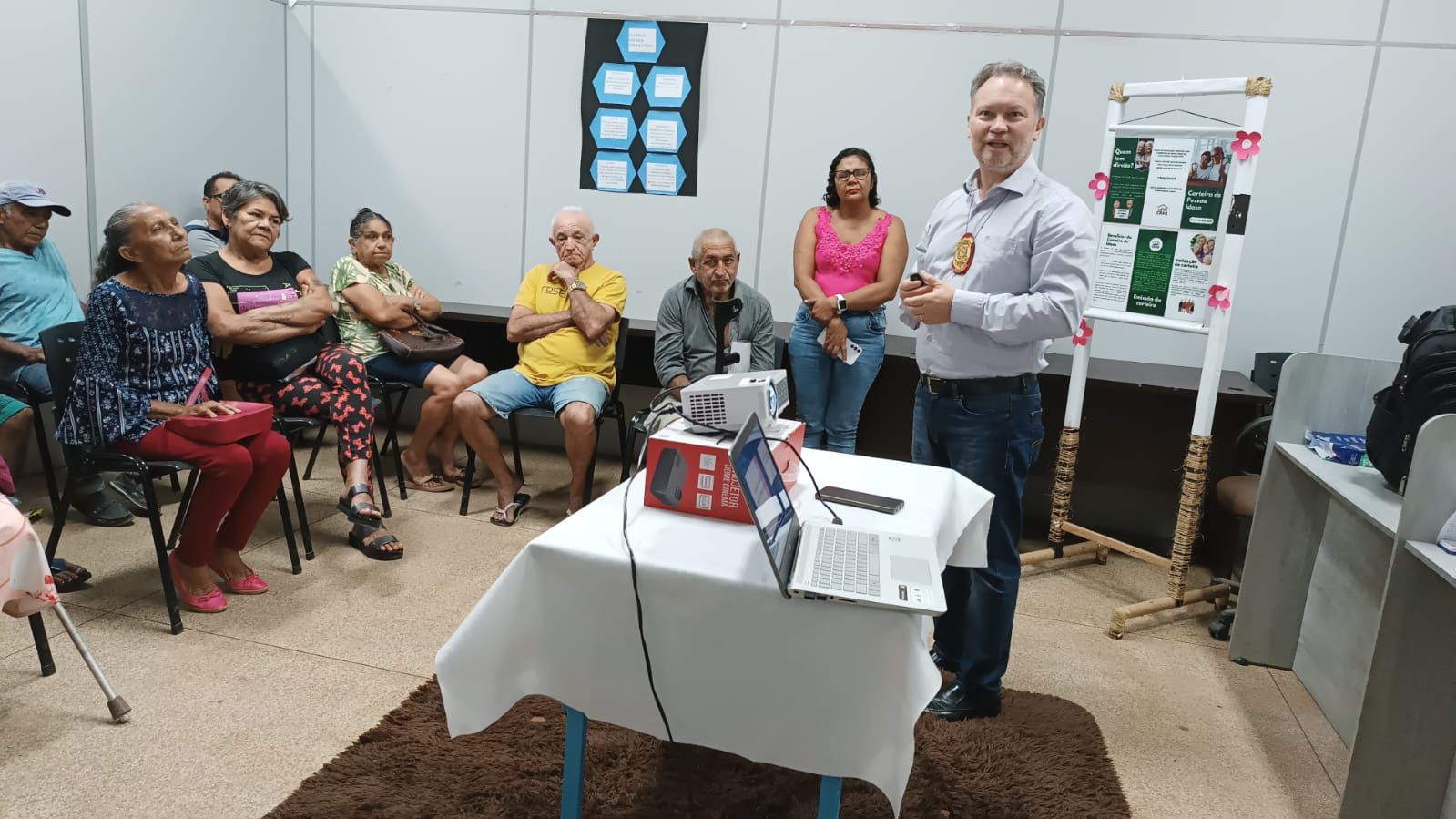 OPERAÇÃO VIRTUDE: EM MACAPÁ, POLÍCIA CIVIL REALIZA PALESTRA SOBRE A VIOLÊNCIA CONTRA OS IDOSOS